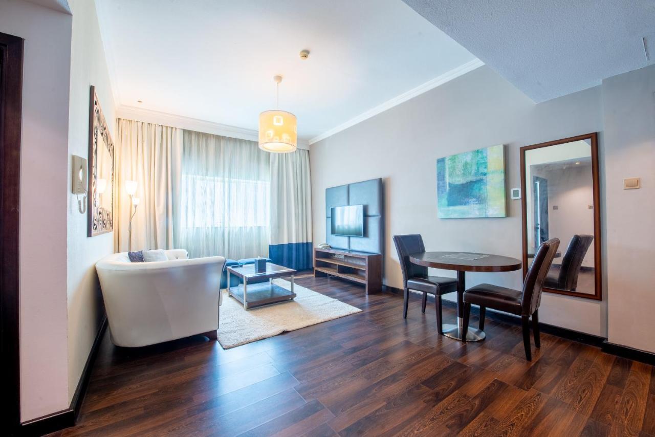 First Central Hotel Suites Dubai Esterno foto