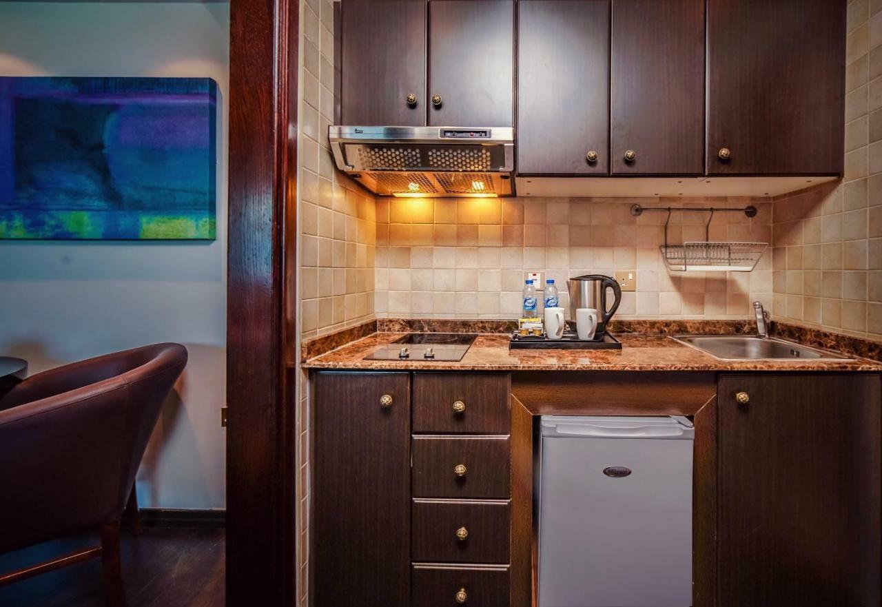 First Central Hotel Suites Dubai Esterno foto